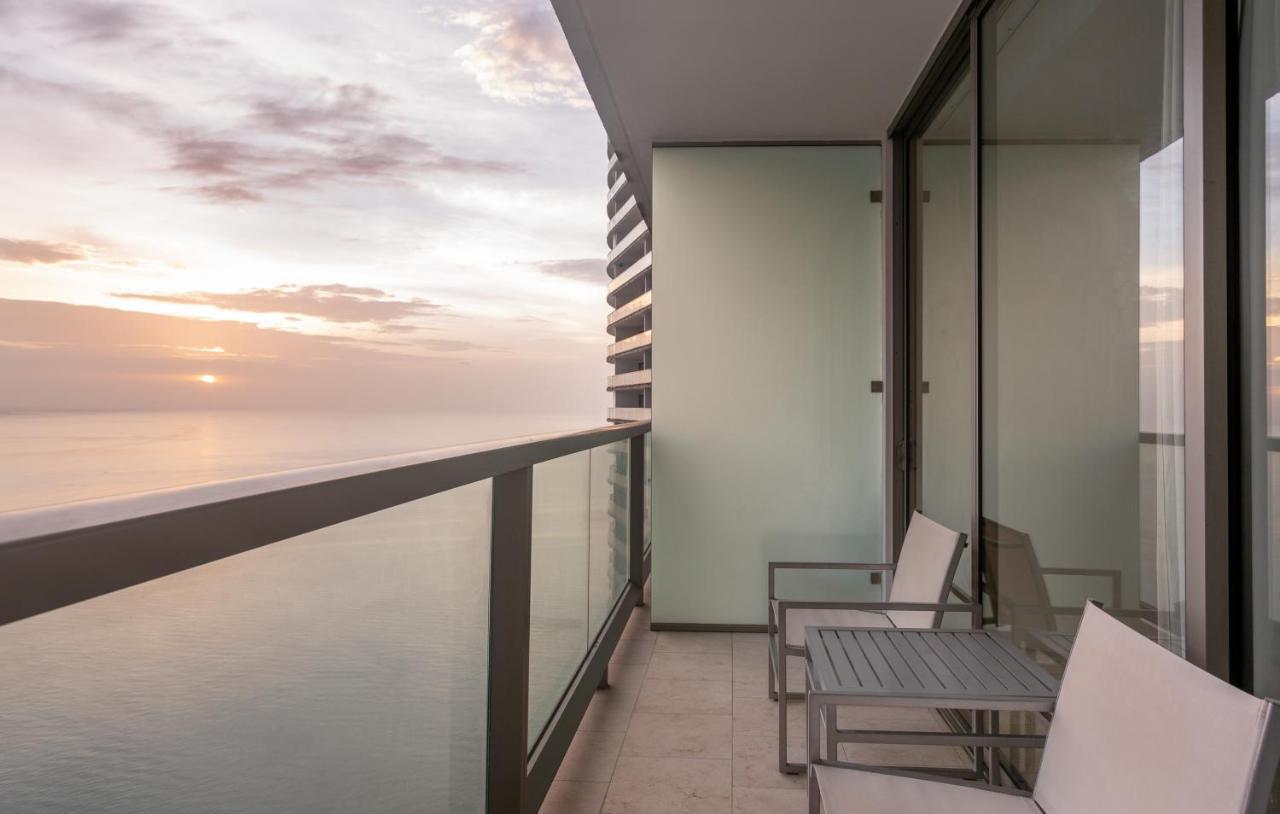 Jw Marriott Panama Hotel Eksteriør billede Balcony
