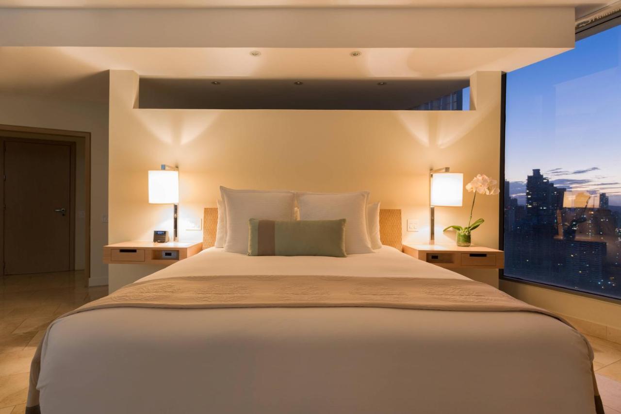 Jw Marriott Panama Hotel Eksteriør billede A bedroom at the Mandarin Oriental, New York