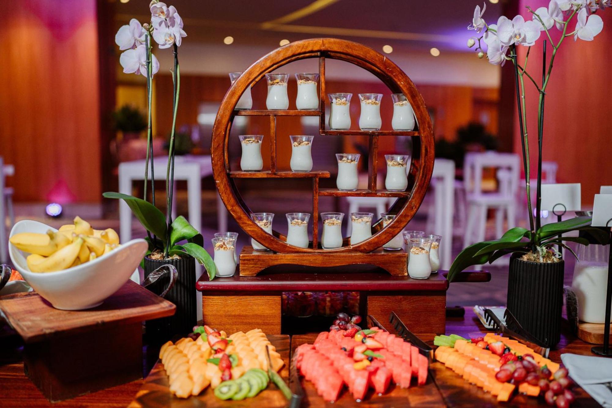 Jw Marriott Panama Hotel Eksteriør billede A dessert buffet